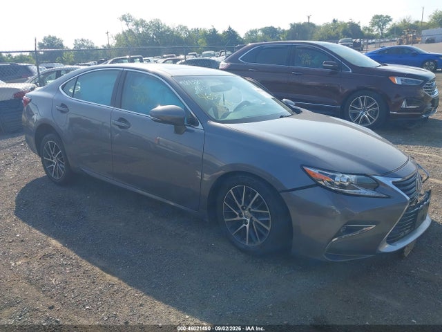 2016 LEXUS ES 