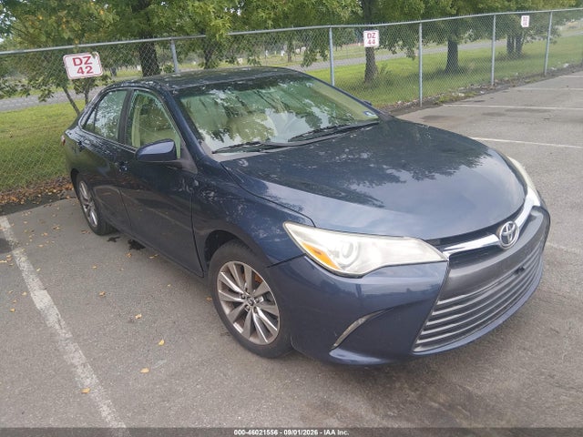 2015 TOYOTA CAMRY XLE