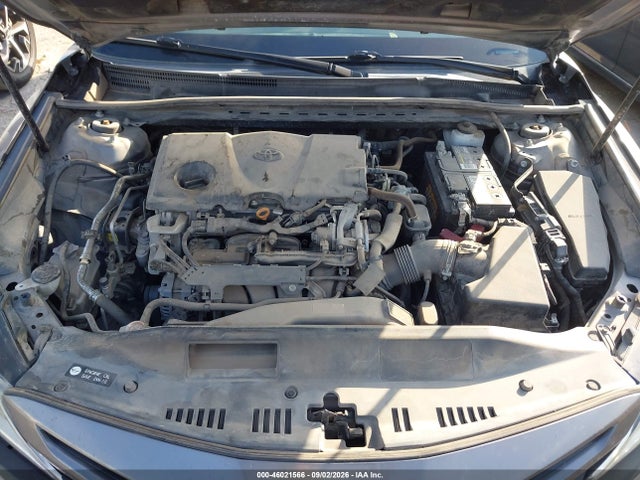 2019 TOYOTA CAMRY SE 10