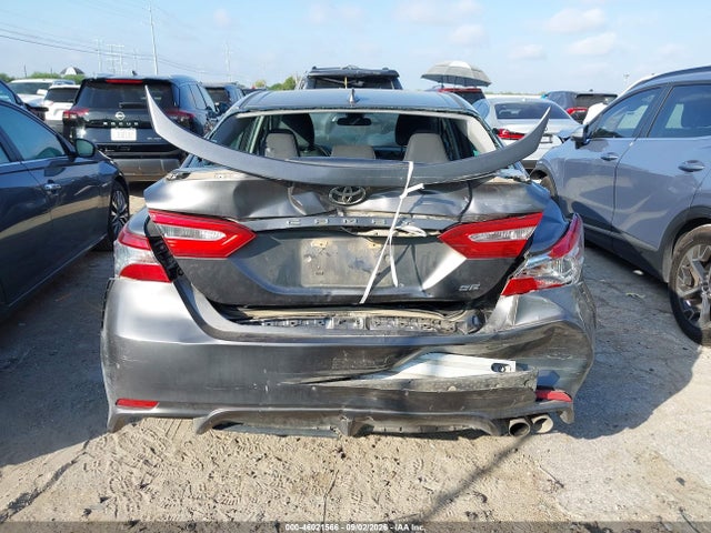 2019 TOYOTA CAMRY SE 16