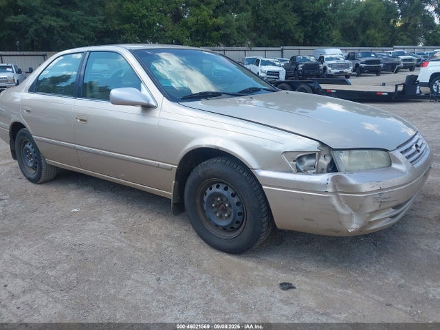 1997 TOYOTA CAMRY LE