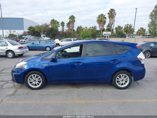 2014 Toyota PRIUS V THREE — фото 14