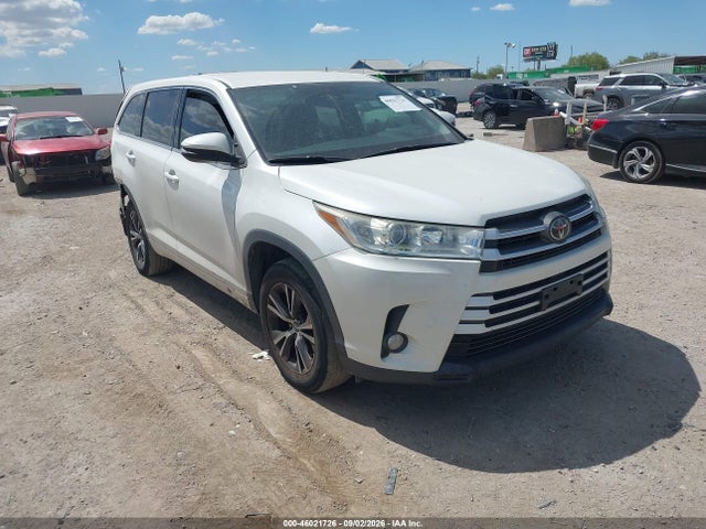 2018 TOYOTA HIGHLANDE LE PLUS