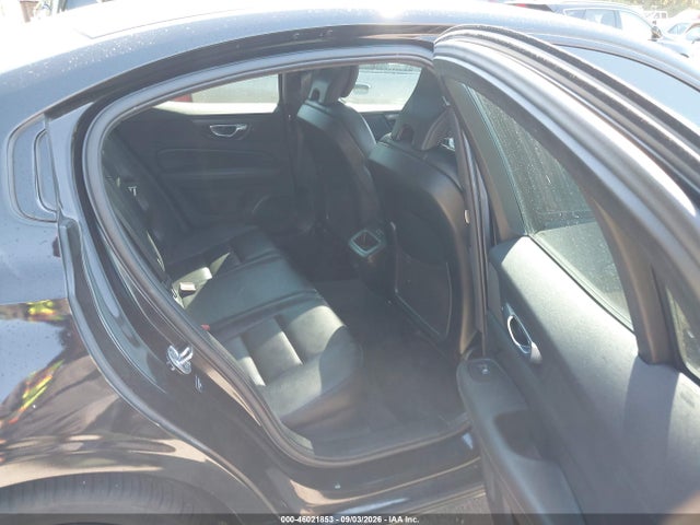 2023 VOLVO S60 B5 PLUS BLACK EDITION 8