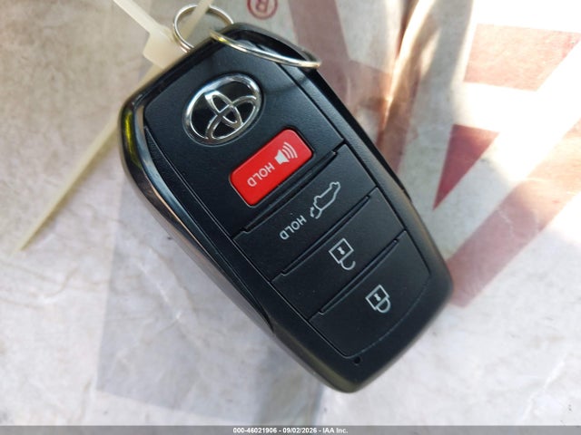 2026 TOYOTA GRAND HIGHLANDER HYBRID XLE 11