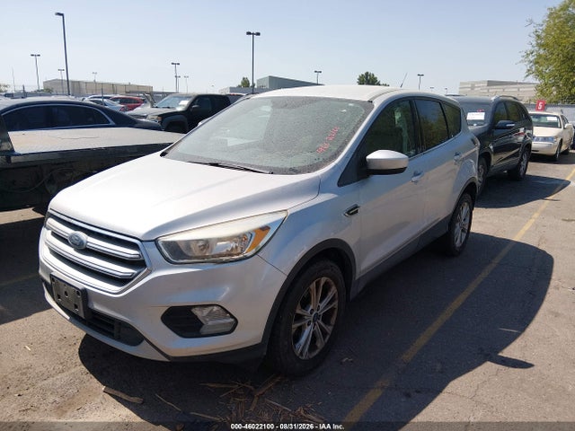 2017 FORD ESCAPE SE 2