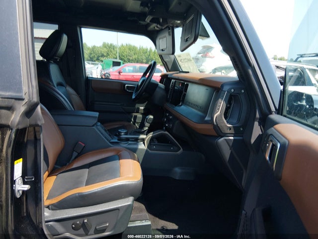 2024 FORD BRONCO OUTER BANKS 5