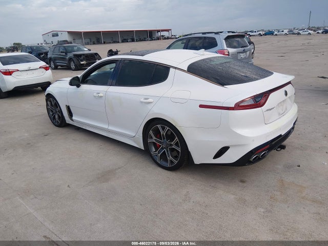 2019 KIA STINGER GT2 3
