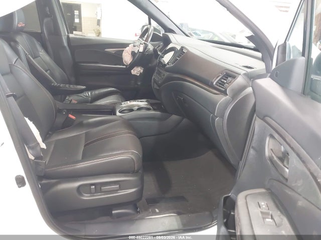 2023 HONDA PASSPORT AWD TRAILSPORT 5