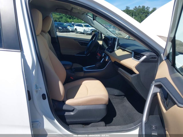 2023 TOYOTA RAV4 LE 5