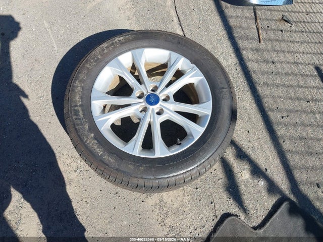 2019 FORD ESCAPE SE 12