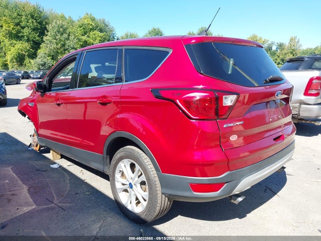2019 FORD ESCAPE SE 3