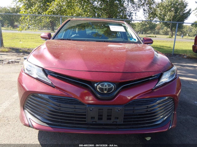 2018 TOYOTA CAMRY LE 12