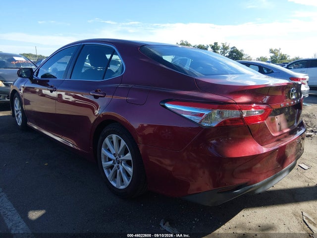 2018 TOYOTA CAMRY LE 3