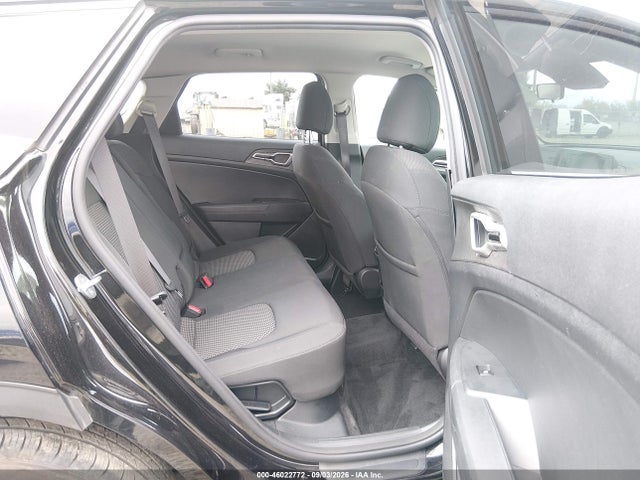 2023 KIA SPORTAGE HYBRID LX 8