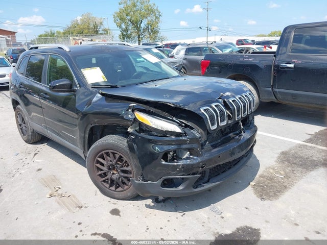 2017 JEEP CHEROKEE LATITUDE FWD