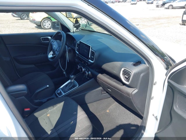 2024 HYUNDAI VENUE SEL 5