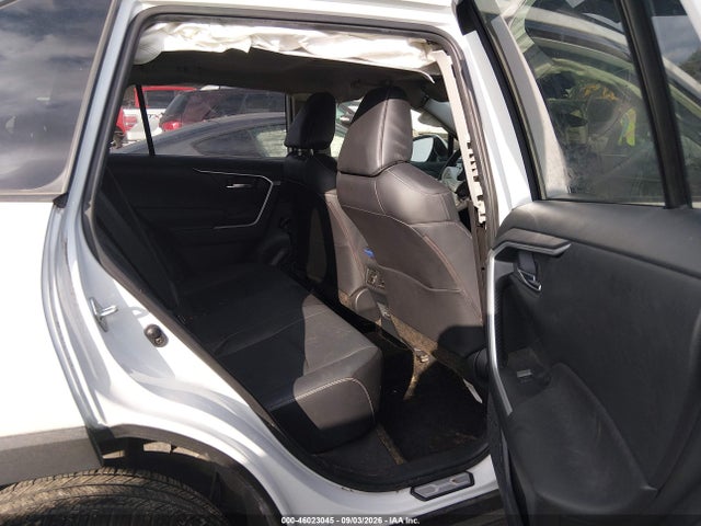 2023 TOYOTA RAV4 XLE PREMIUM 8