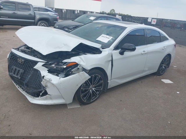 2019 TOYOTA AVALON TOURING 2