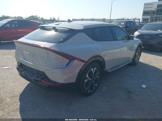 2023 KIA EV6 WIND 4