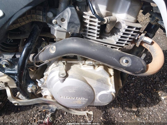 2023 HONDA XR150L E 8