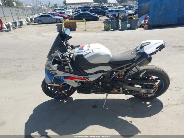 2026 BMW S 1000 RR 13