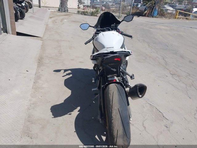 2026 BMW S 1000 RR 6