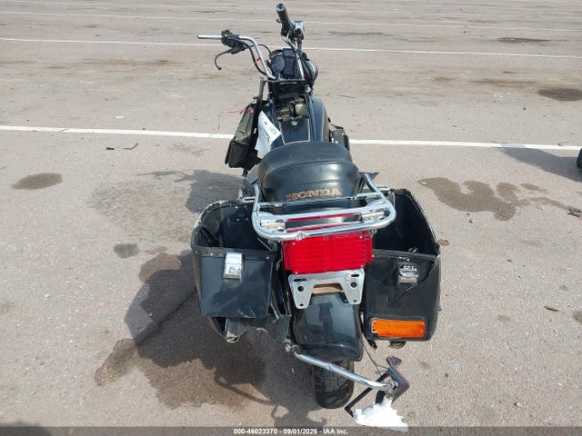 1981 HONDA GL1100 6