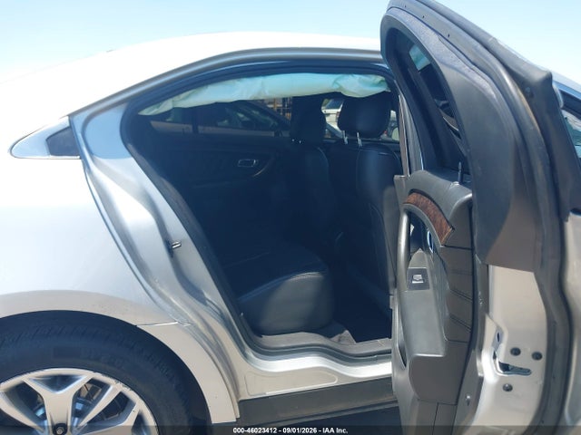 2019 FORD TAURUS LIMITED 8