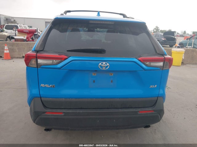2019 TOYOTA RAV4 XLE PREMIUM 16