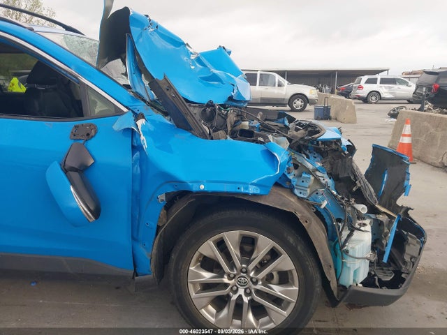 2019 TOYOTA RAV4 XLE PREMIUM 18