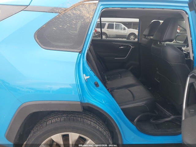 2019 TOYOTA RAV4 XLE PREMIUM 8