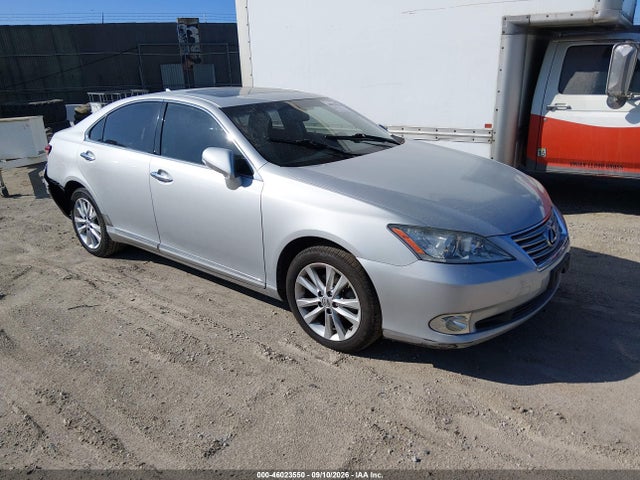 2011 LEXUS ES 