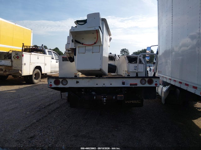 2026 FORD F-550 CHASSIS XL 8