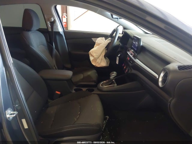 2023 KIA FORTE LXS 5