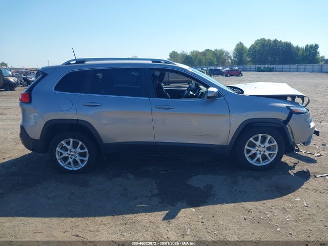2018 JEEP CHEROKEE LATITUDE PLUS FWD 13