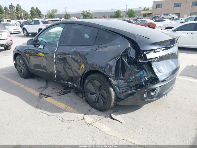 2026 TESLA MODEL Y ALL-WHEEL DRIVE/LONG RANGE LAUNCH SERIES/PREMIUM ALL-WHEEL DRIVE 3