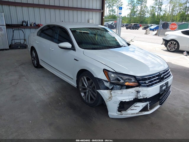 2017 VOLKSWAGEN PASSAT 1.8T R-LINE