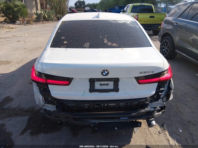 2021 BMW 330E 16