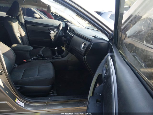 2017 TOYOTA COROLLA LE 5