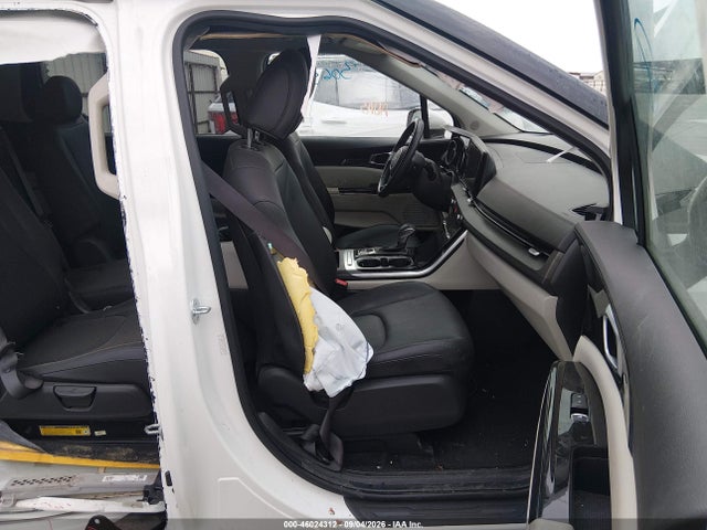 2023 KIA CARNIVAL MPV EX 5