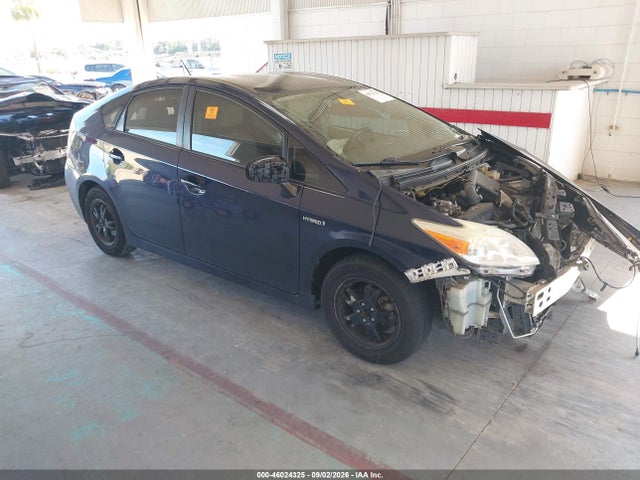 2015 TOYOTA PRIUS FOUR
