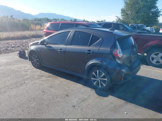 2018 Toyota PRIUS C THREE — фото 3