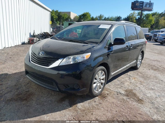 2017 TOYOTA SIENNA LE 7 PASSENGER 2