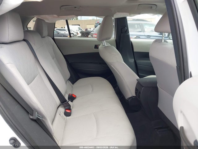 2026 TOYOTA COROLLA CROSS LE 8