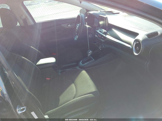 2019 KIA FORTE LXS 5