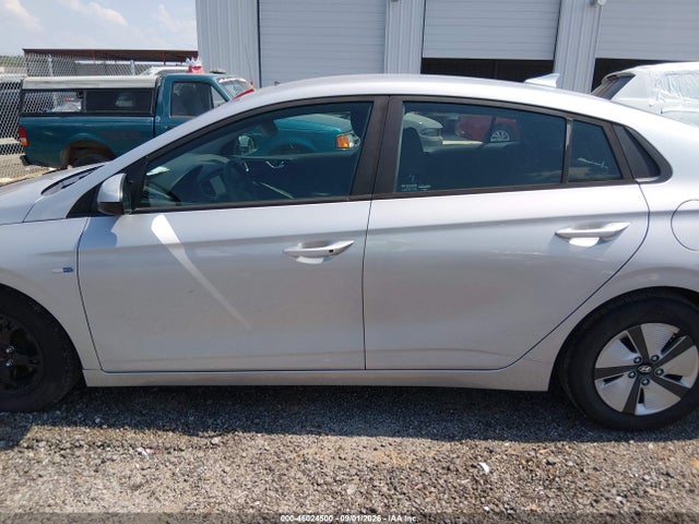 2019 HYUNDAI IONIQ HYBRID BLUE 15