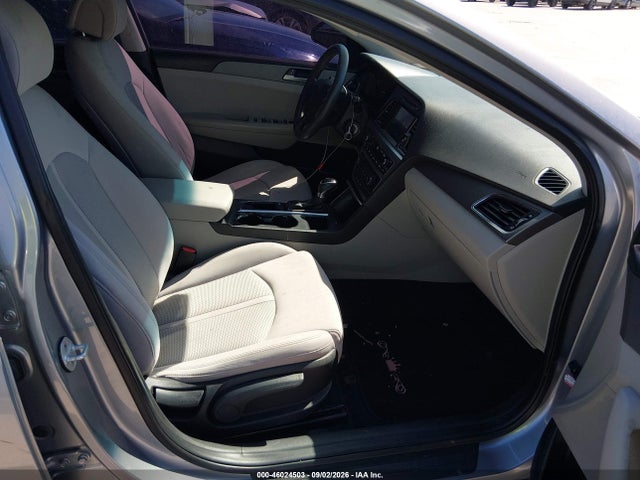 صورة مصغرة 5 لـ 2017 Hyundai SONATA SE