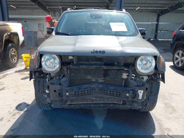 2023 JEEP RENEGADE UPLAND 4X4 6