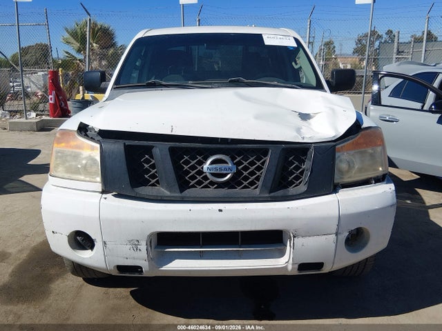 2012 Nissan TITAN S — фото 12